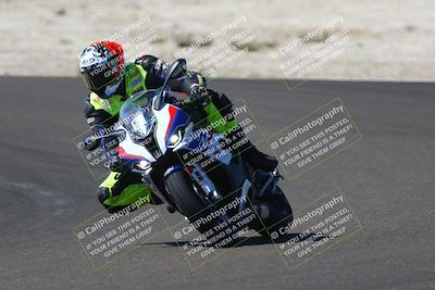 media/Sep-21-2025-TrackDaz (Sun) [[277c75b276]]/C Group/1140pm (Turn 3)/